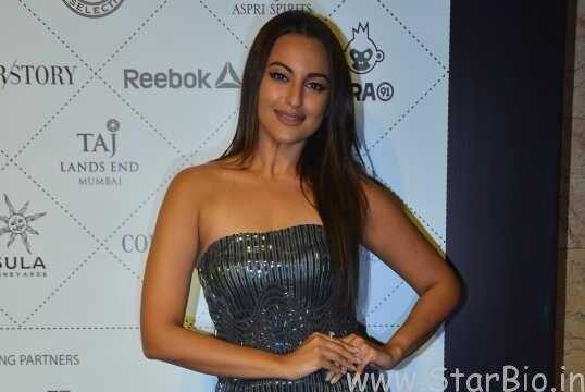 Sonakshi Sinha to play small town girl who breaks taboos in her next