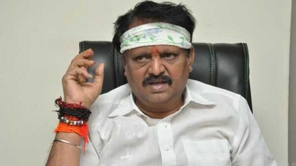 Veteran Telugu filmmaker Kodi Ramakrishna dead 