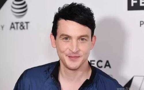 Robin Lord Taylor Bio, Wiki, Net Worth, Height, Age, Married & Spouse
