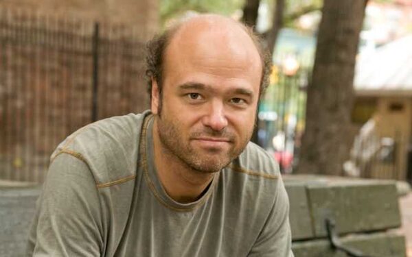 Scott Adsit's Wife, Married, Wiki-Bio, Age, Height, Net Worth, Salary, Personal Life, Facts, Body Measurements