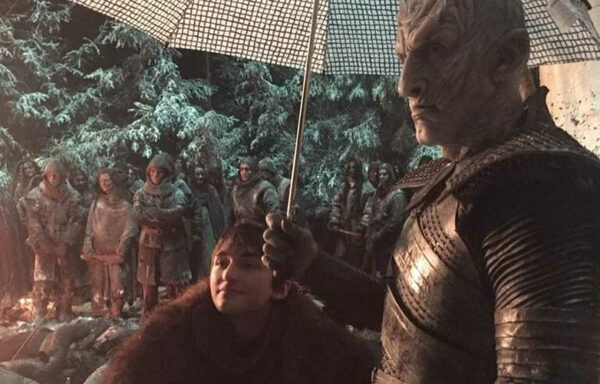 Game of Thrones: The Best Behind-the-Scenes Cast Photos | Collider