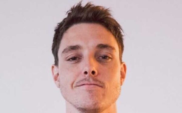 Find Out Who YouTuber Lannan Eacott is Dating?