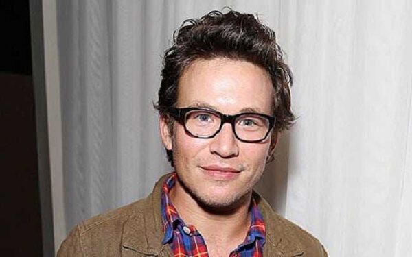 Jonathan Taylor Thomas Married, Wife, Height and Weight