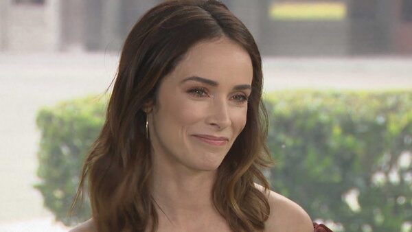 Abigail Spencer Net Worth, Age, Photos, Movies, TV, Bio