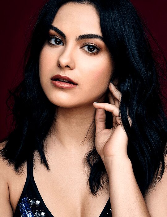 Camila Mendes Biography, Net Worth, Height, Weight, Age, Size, Films
