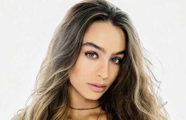 Sommer Ray Height, Weight, Measurements, Bra Size, Wiki, Biography